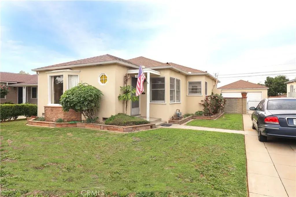 725 Hendricks, Montebello