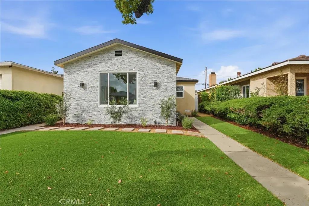 3435 Olive, Long Beach