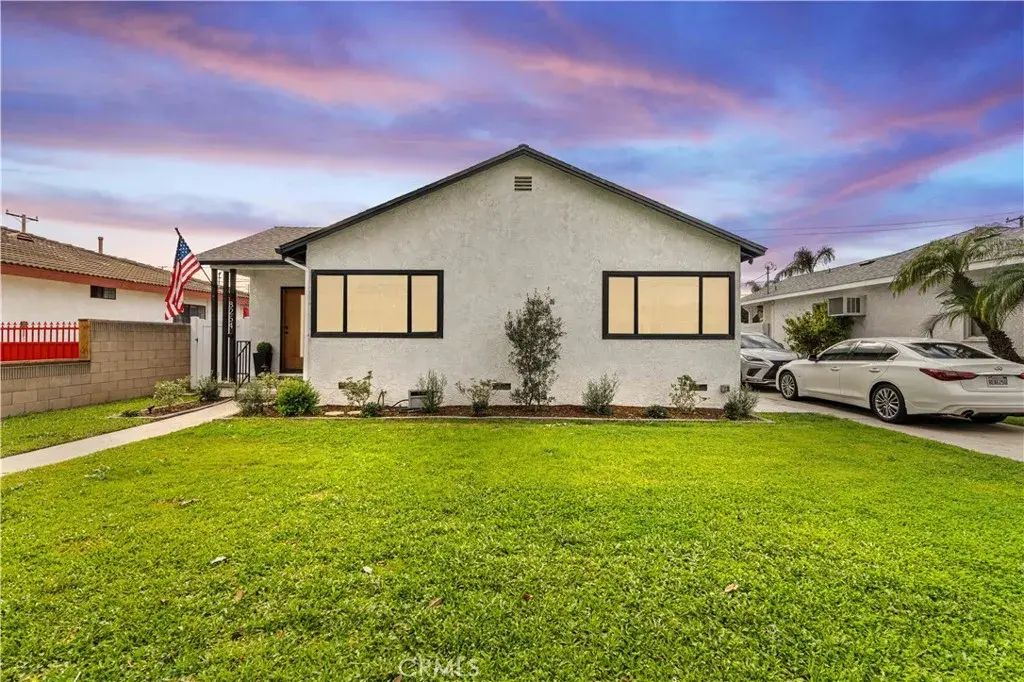 8254 Stewart And Gray, Downey