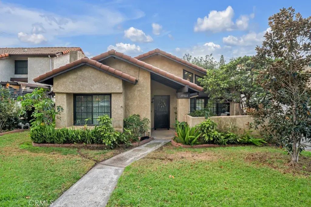 15922 Joseph Court, Sylmar