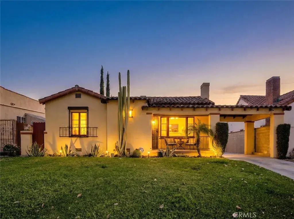 520 N Howard Street, Glendale