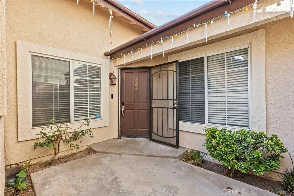 28325 Seco Canyon 365, Saugus
