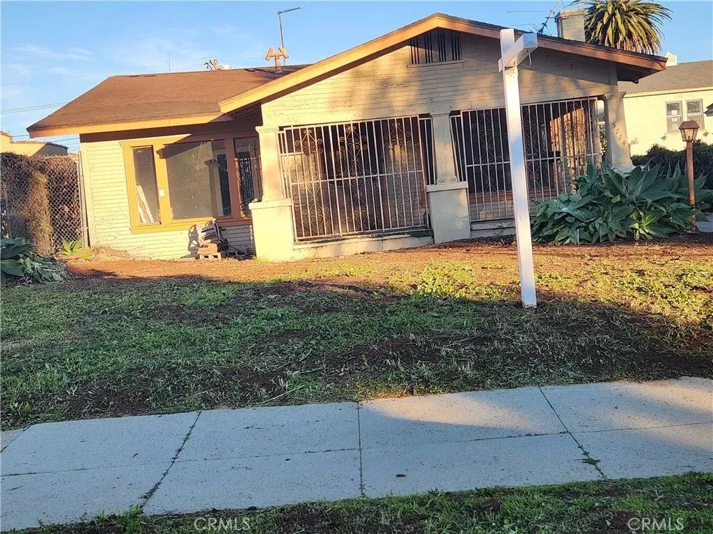 5714 10th Avenue, Los Angeles