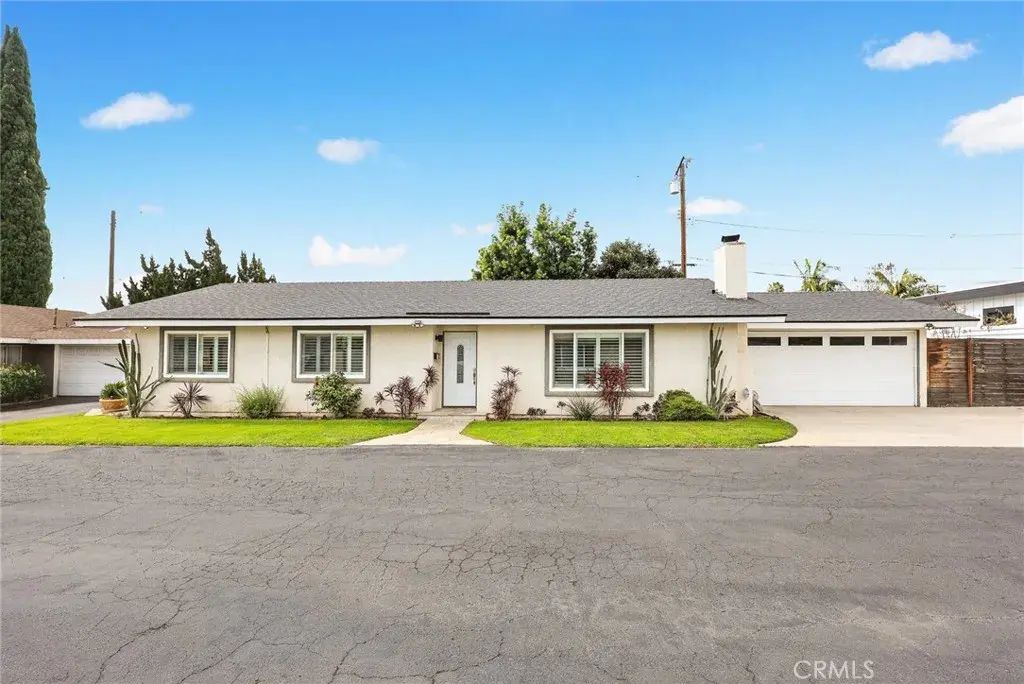 9702 E Camino Real, Arcadia
