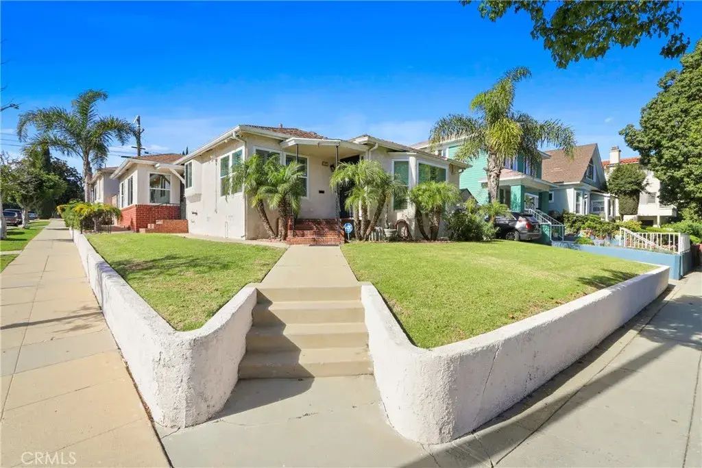 741 S Meyler, San Pedro