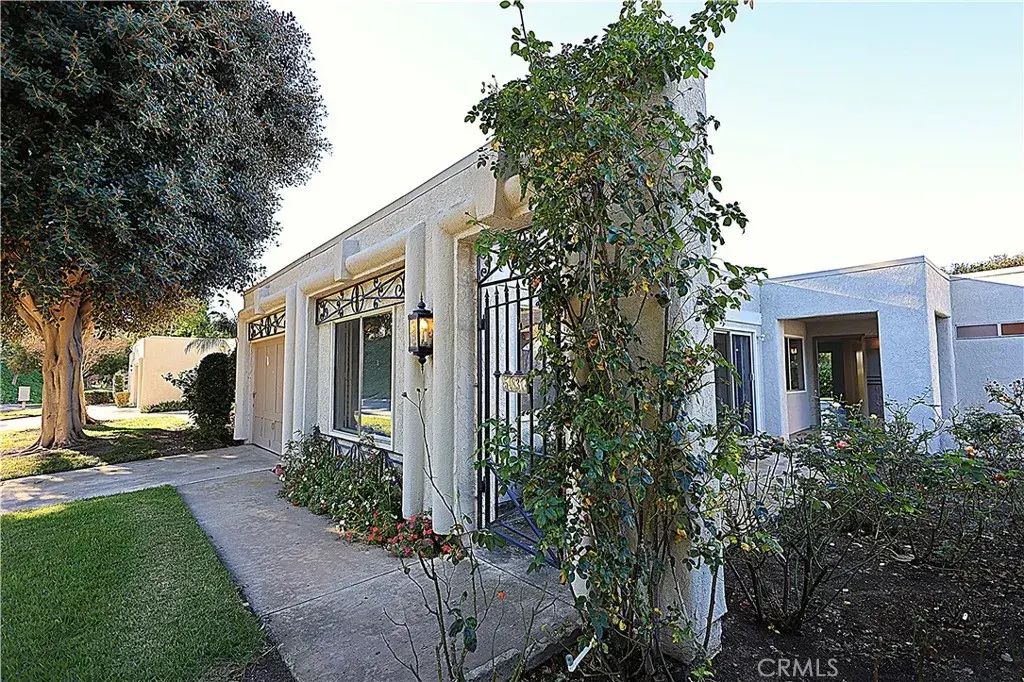 5483 Paseo Del Lago West C, Laguna Woods