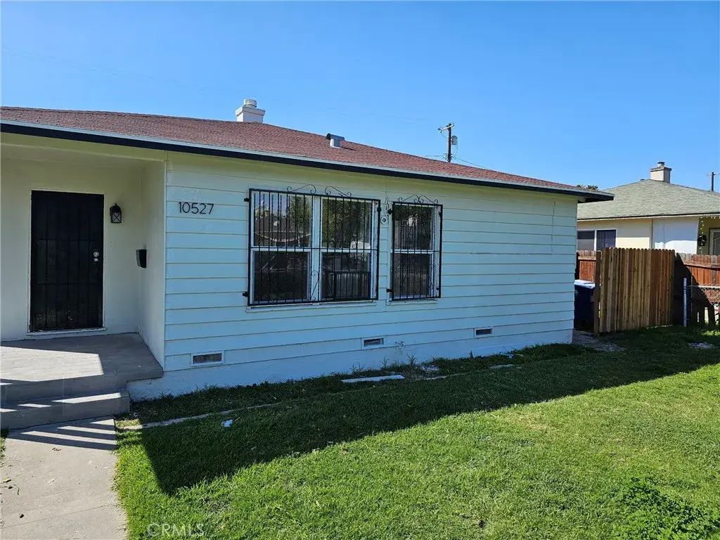 10527 Pace Avenue, Los Angeles