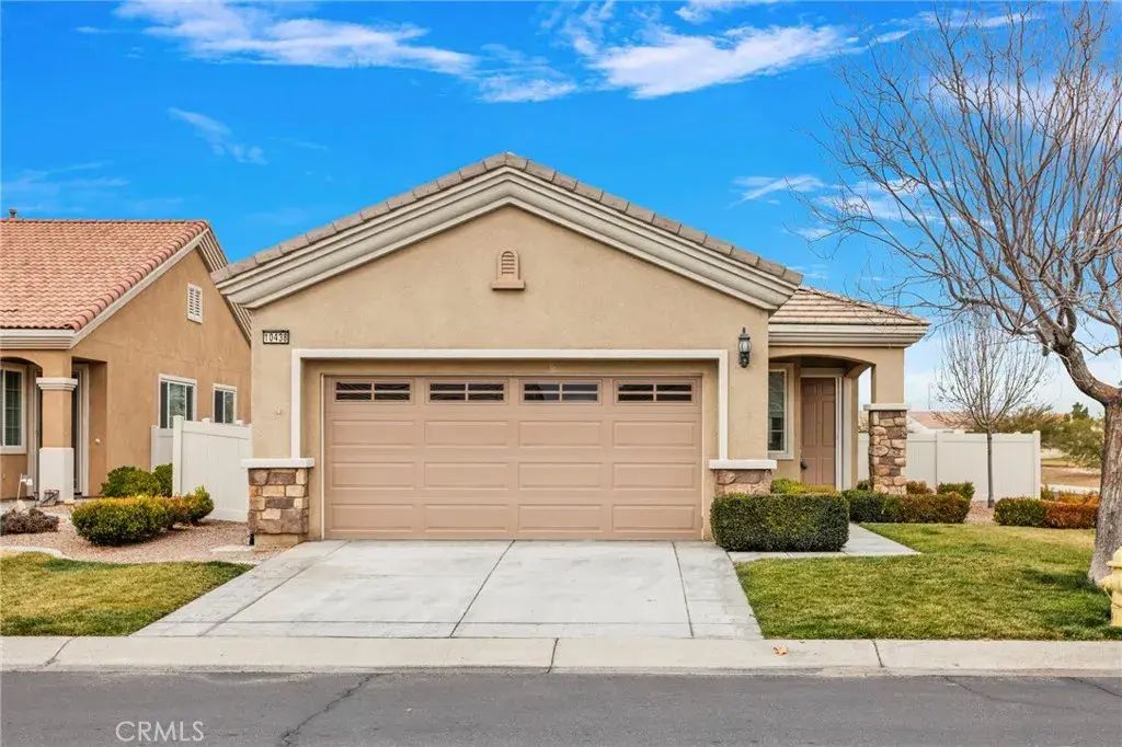 10438 Lakeshore, Apple Valley