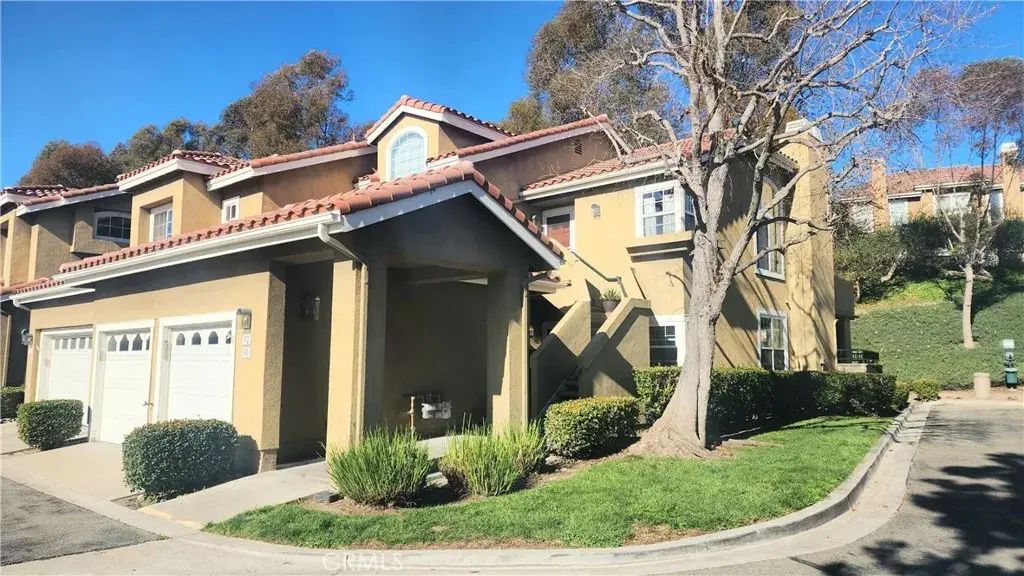 90 Gauguin, Aliso Viejo