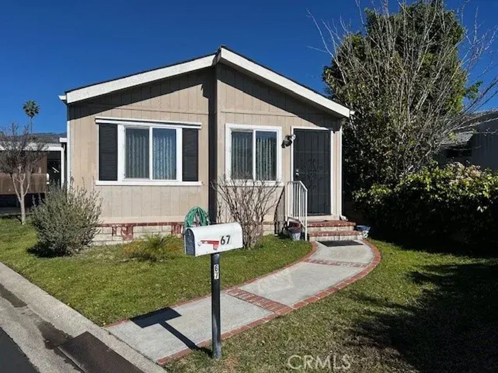2692 Highland 67, Highland