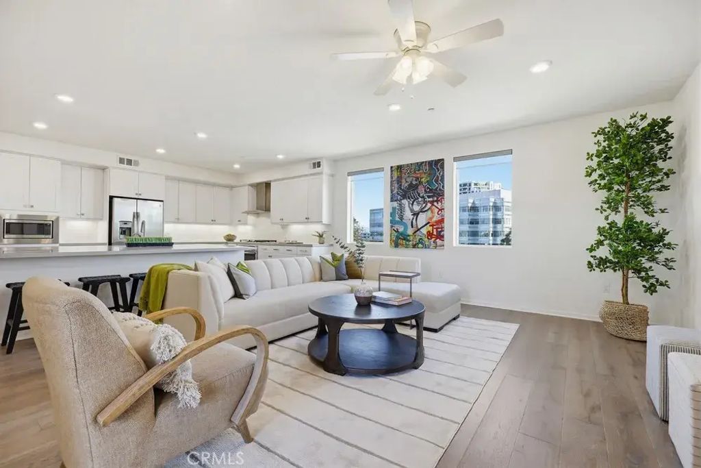 130 Tribeca, Irvine