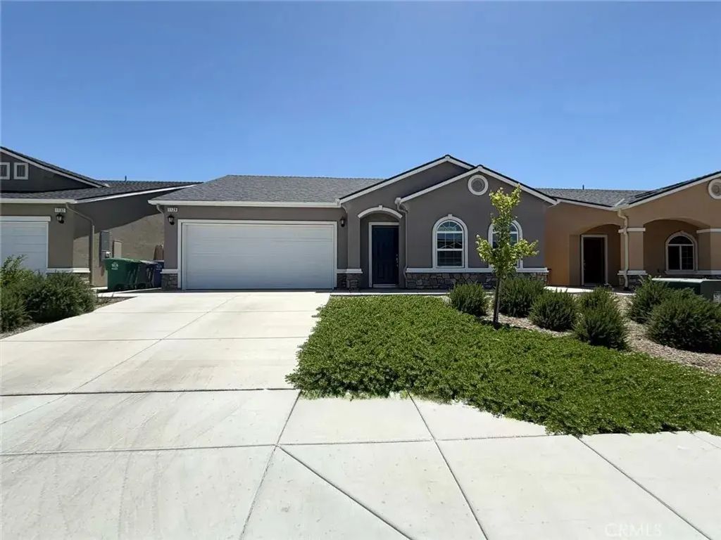 1128 Orange, Avenal