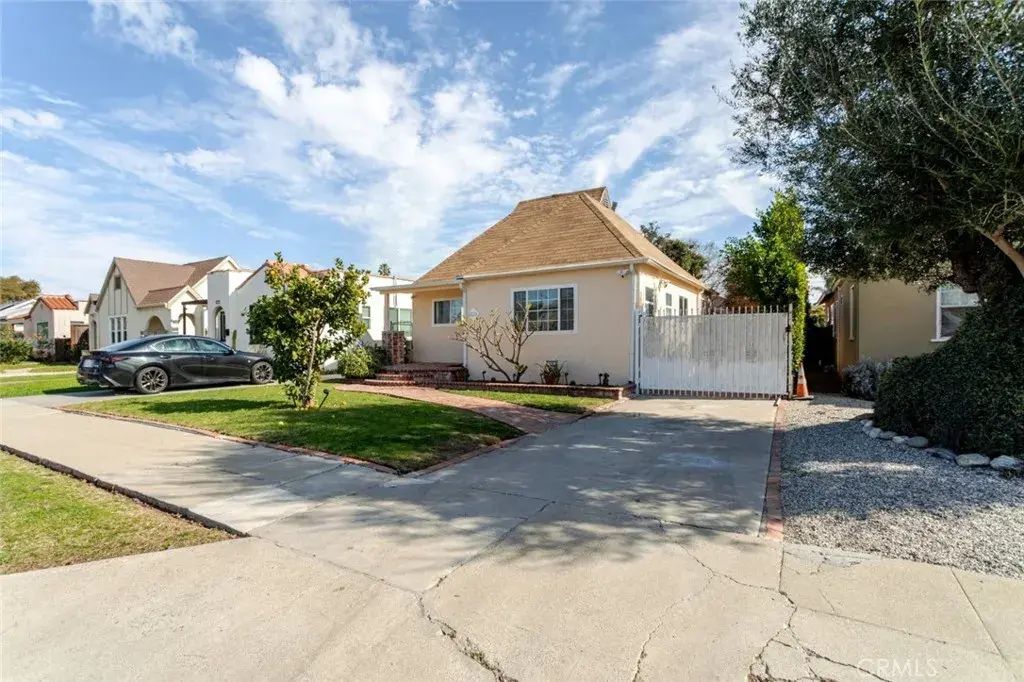 6226 Eileen Avenue, Los Angeles