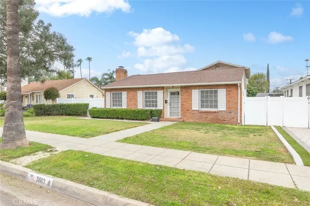 5663 Osburn, Riverside