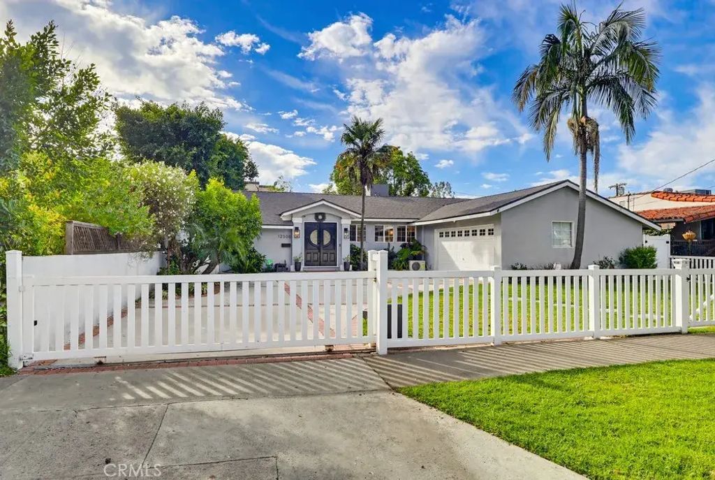 12308 La Maida Street, Valley Village