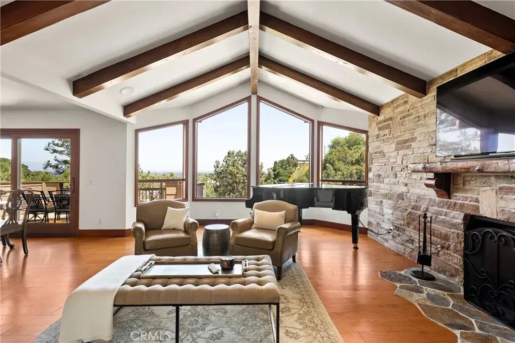 4117 Vanetta Place, Studio City