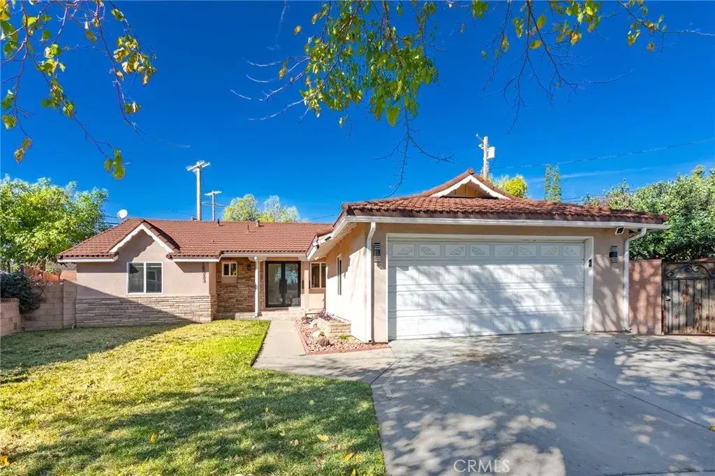 16553 Kingsbury, Granada Hills