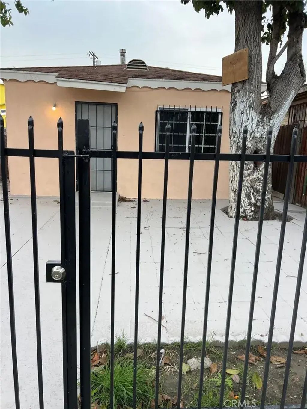 10529 Grape, Los Angeles