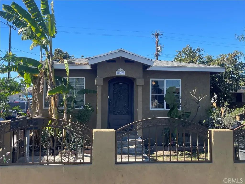 10979 Cassina A, South Gate