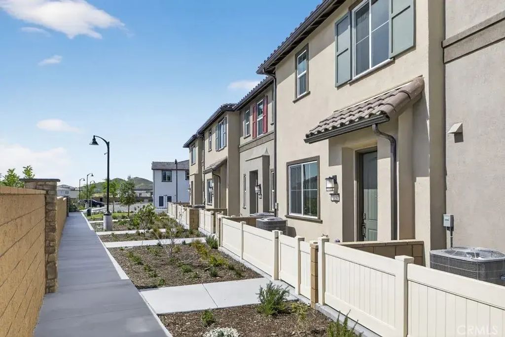 33191 Opal Glass Drive, French Valley