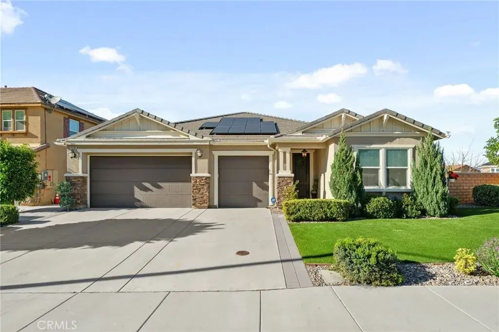 20346 Symphony, Riverside