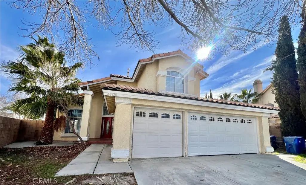 44420 Tarragon, Lancaster