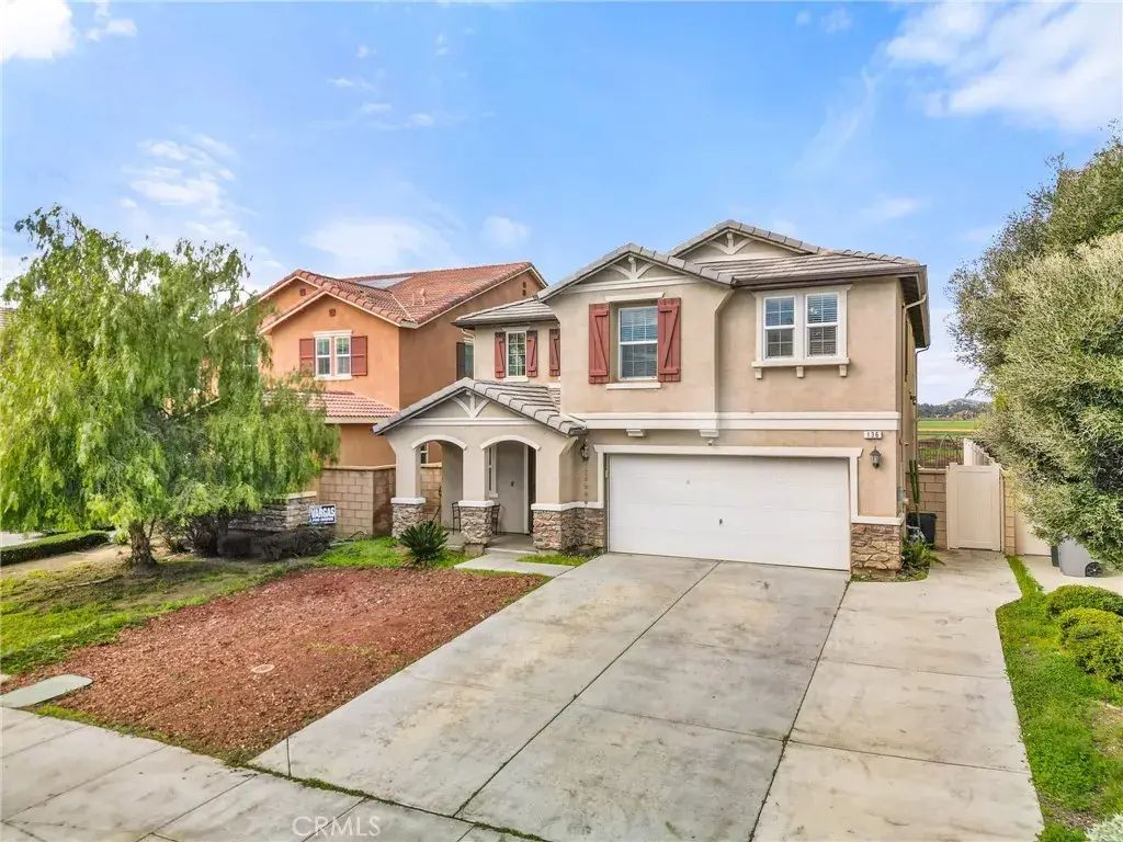 136 Yosemite, Perris