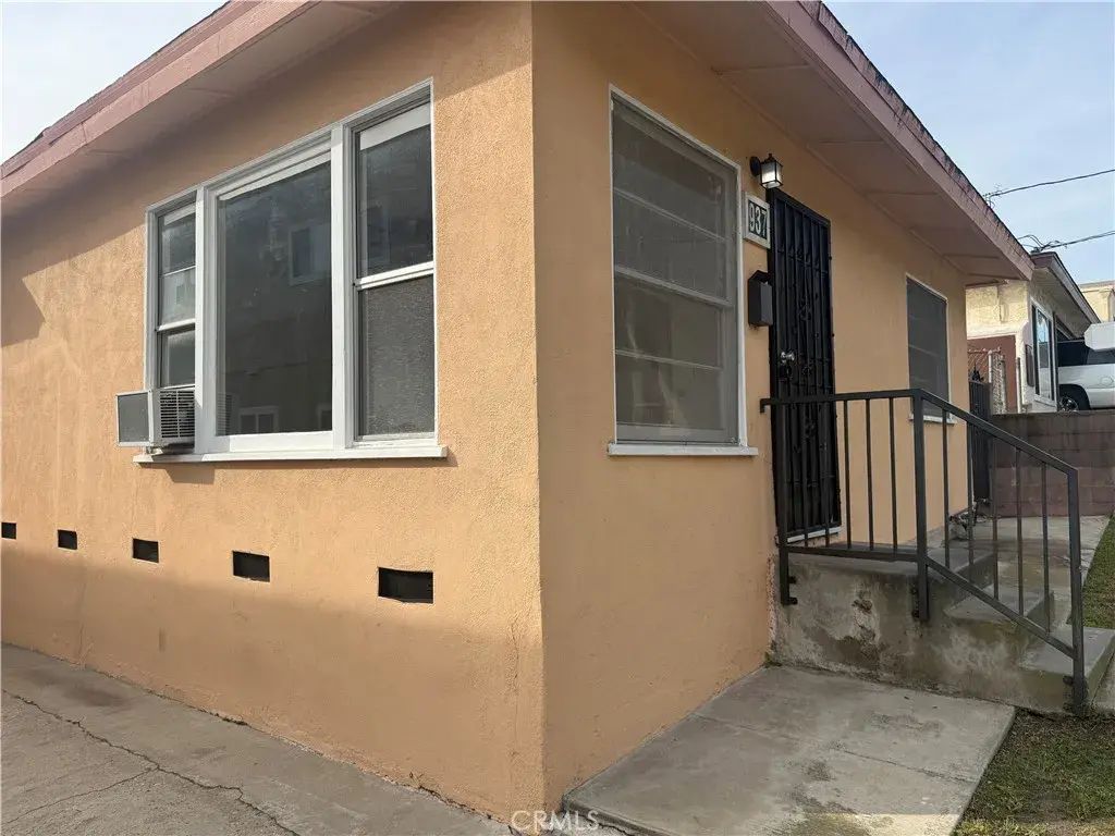 935-937 W 17th, San Pedro