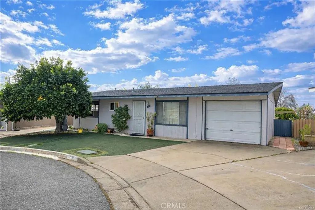 861 Majela, Hemet
