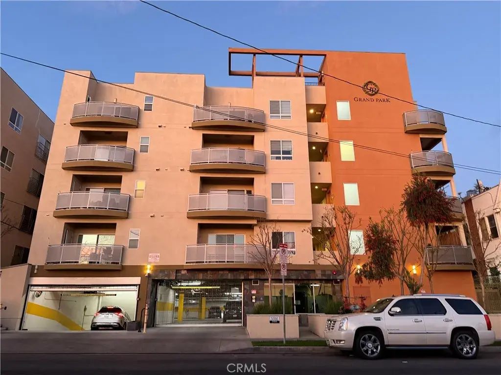 2311 W 10th St 404, Los Angeles