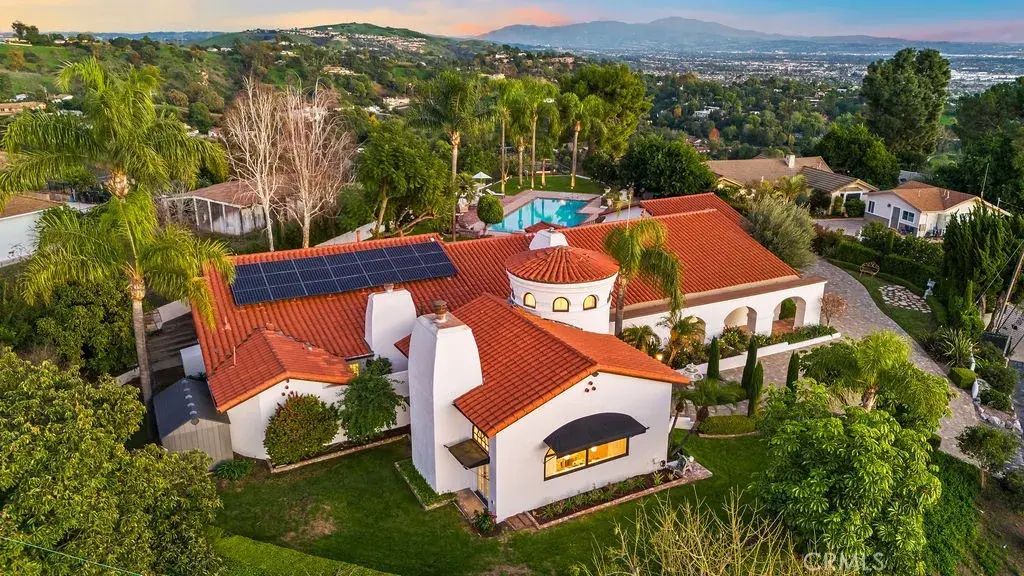 860 Reposado Drive, La Habra Heights