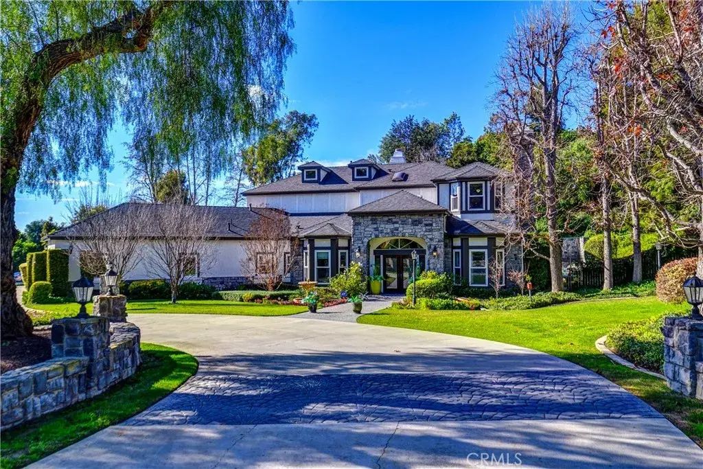 1586 Cloister Drive, La Habra Heights