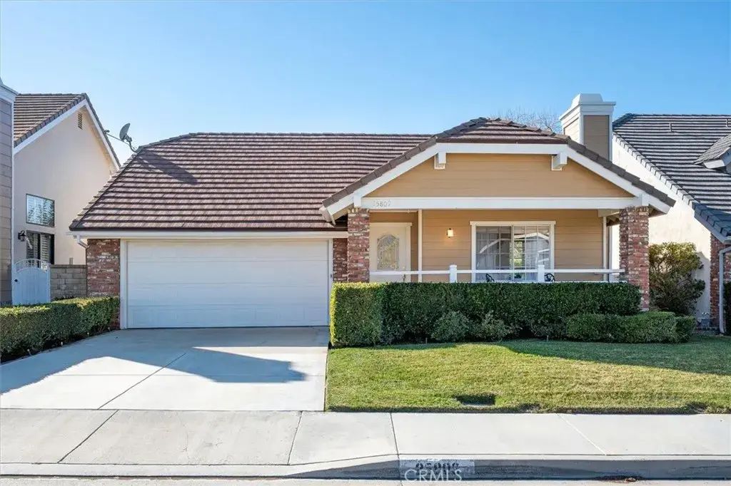 25809 Espinoza, Valencia