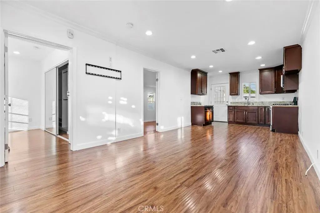 7836 Lemp Ave, North Hollywood