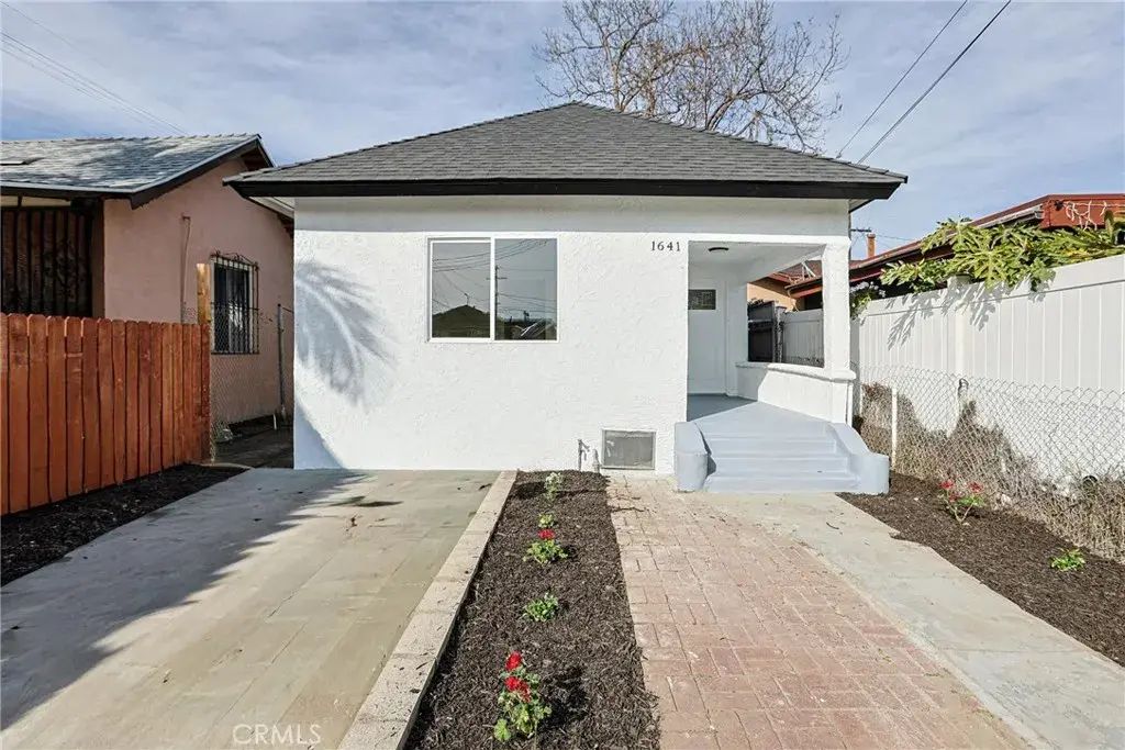 1641 E 50th, Los Angeles