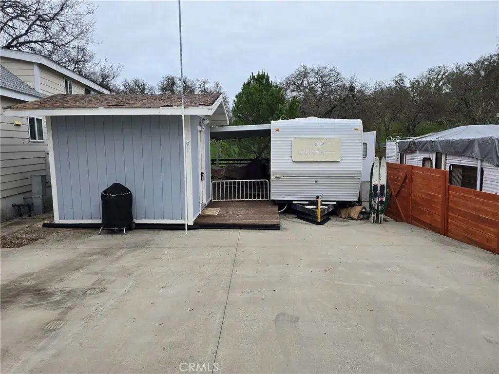 2121 Yellow Gold, Paso Robles