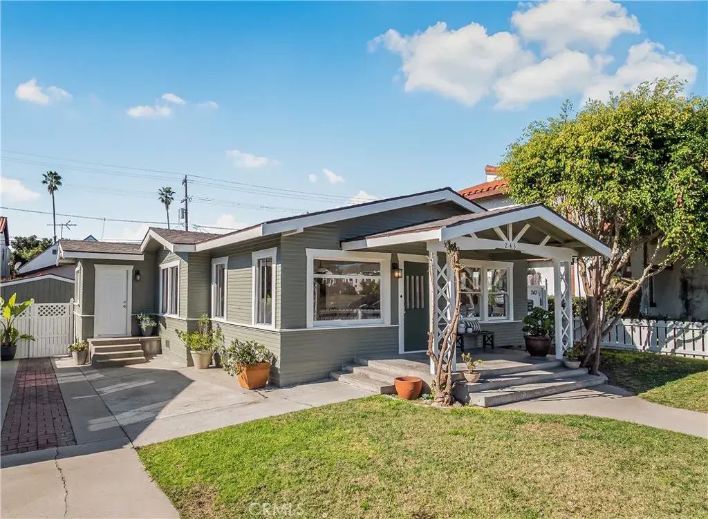 243 Ximeno Avenue, Long Beach