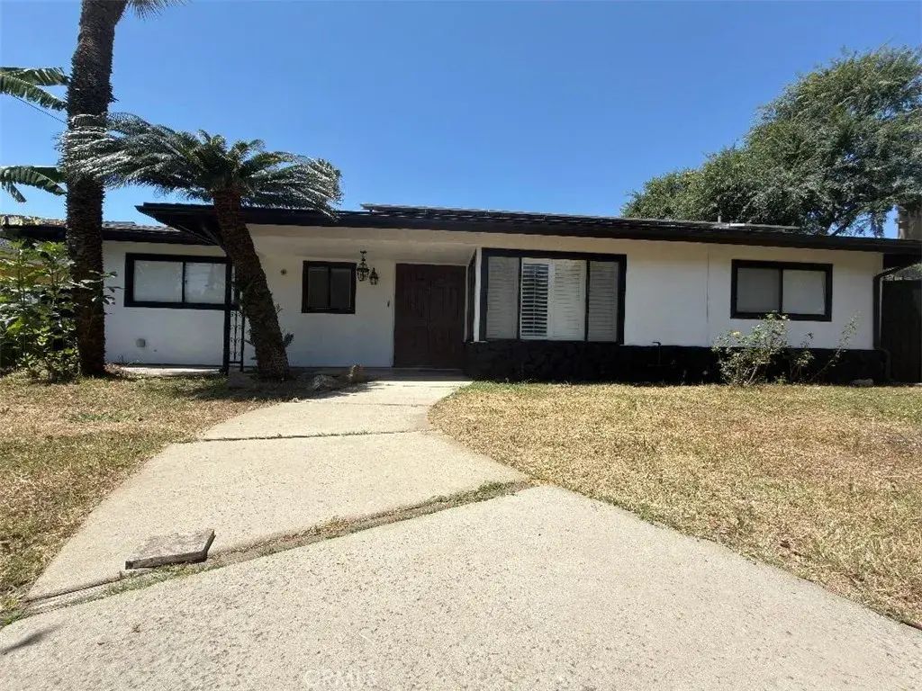 8835 Haskell, North Hills