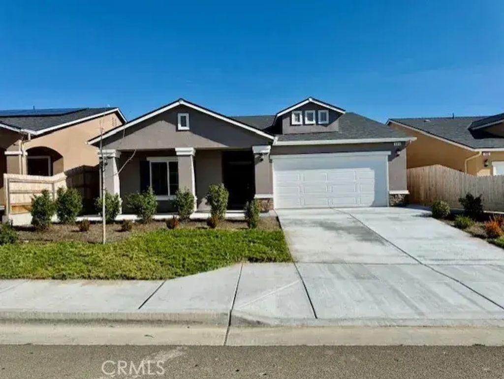 909 Grangeville Avenue, Avenal
