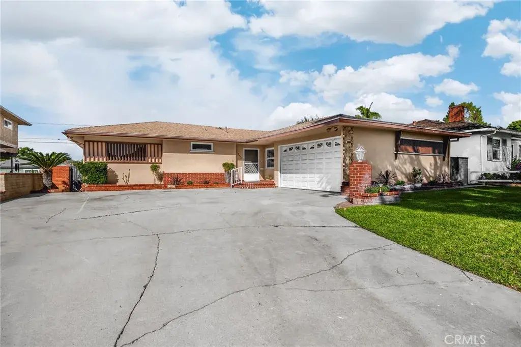 5433 Mesagrove, Whittier