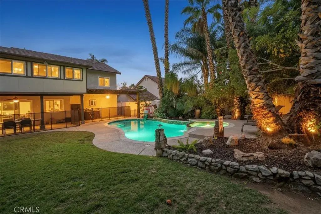 7503 Whitney, Jurupa Valley