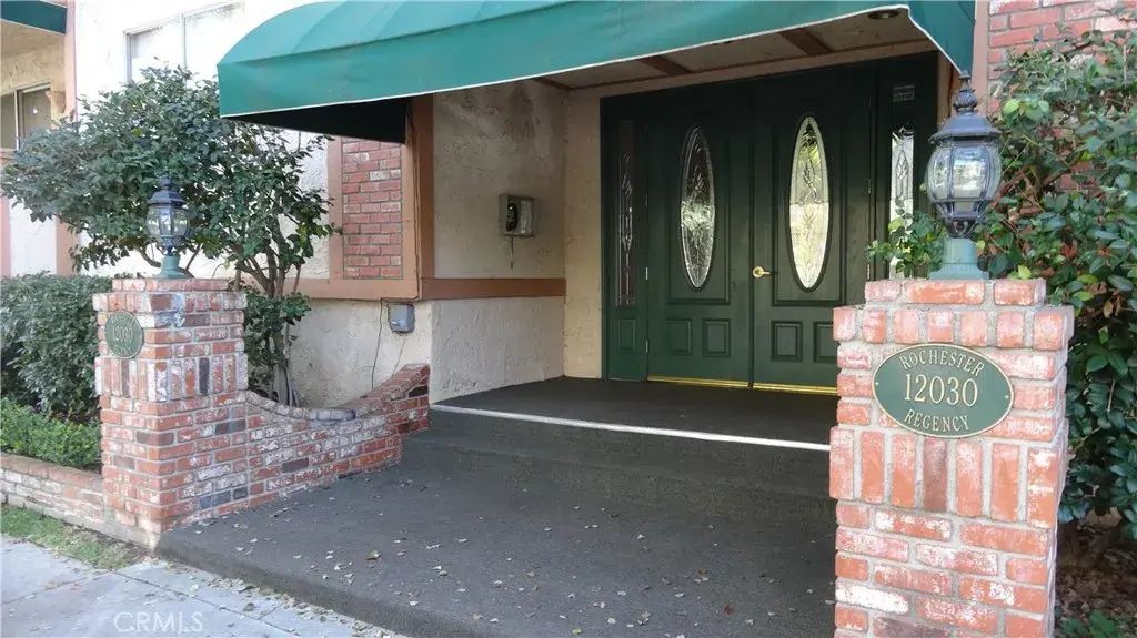 12030 Rochester Avenue 110, Los Angeles