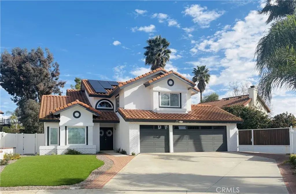 7130 Tiverton, Riverside