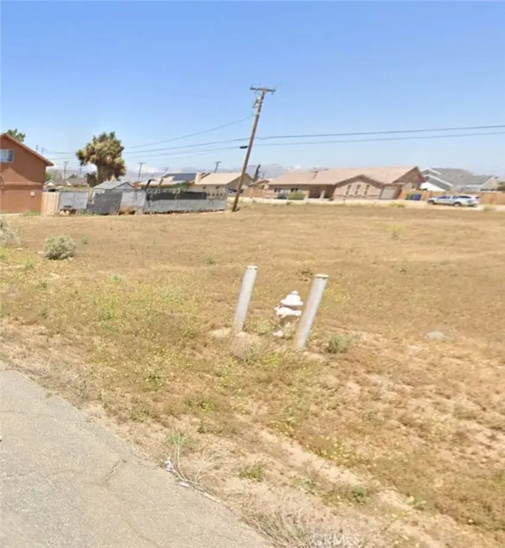 Nipa Ave, California City