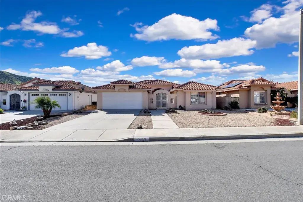 1923 Tamarack, Hemet