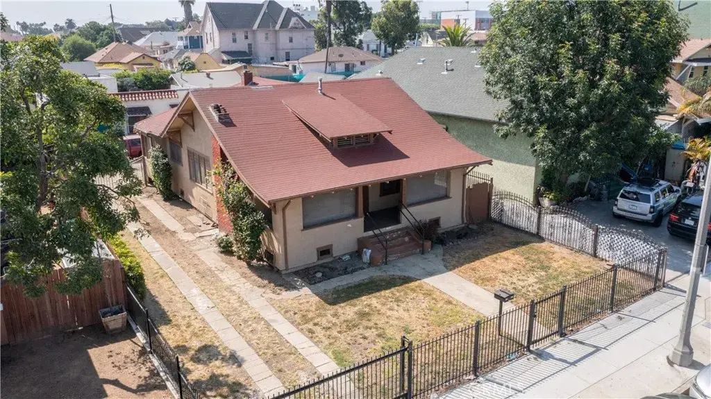 206 S Soto, Los Angeles