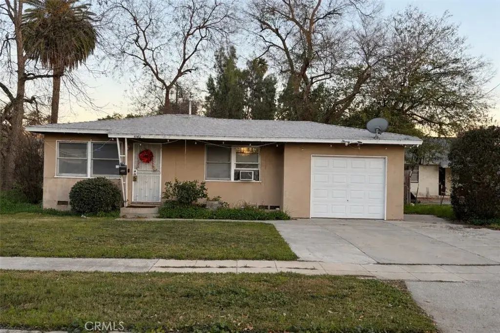 3142 Cedar St, Riverside