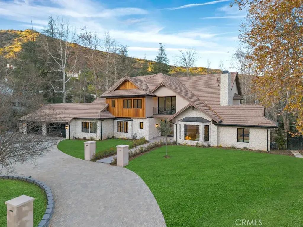 29269 Wagon Road, Agoura Hills