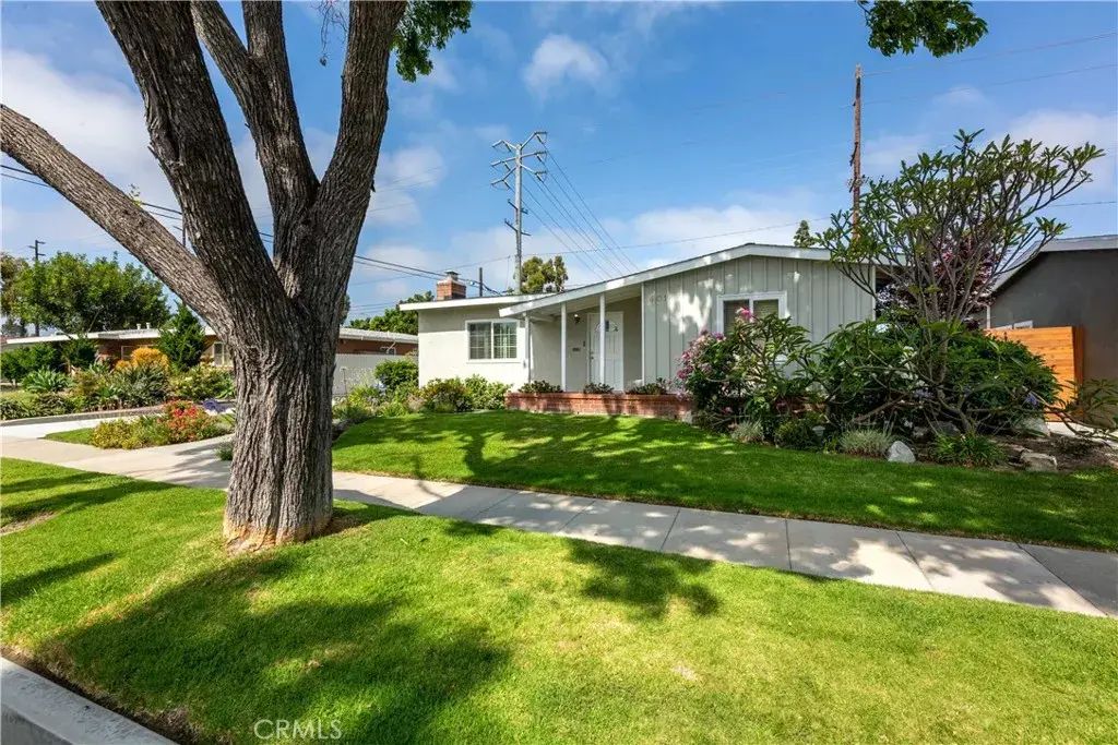 1401 Hackett Avenue, Long Beach