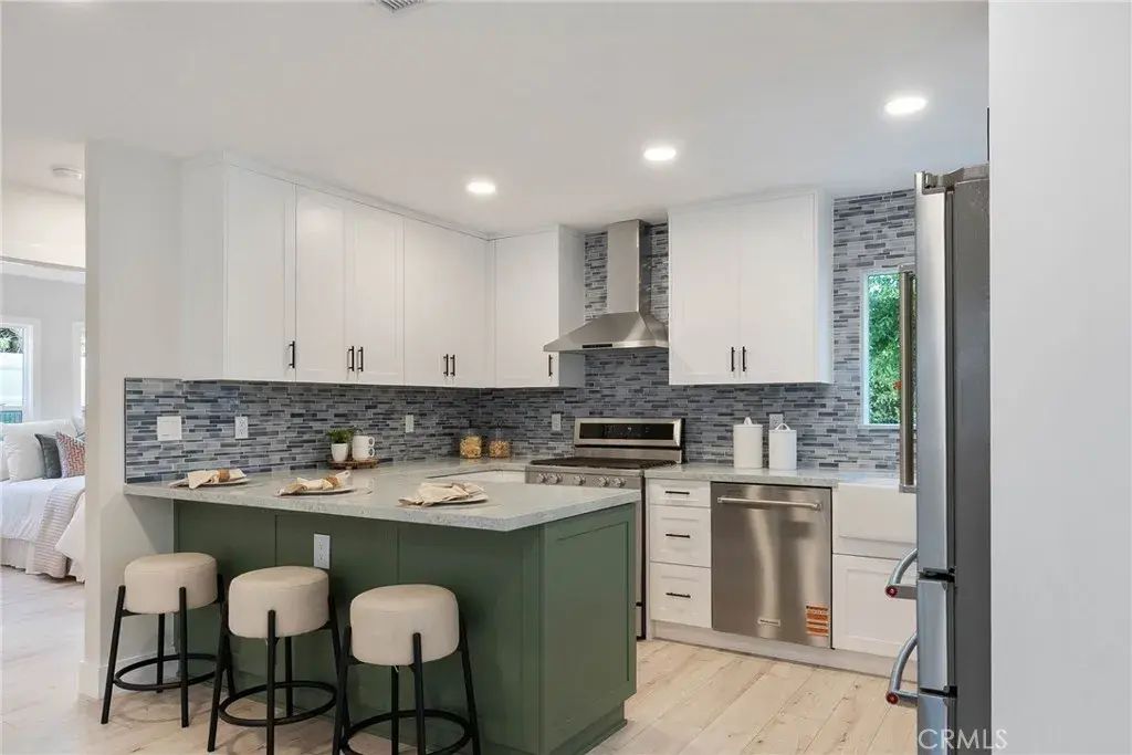 6300 E Fairbrook, Long Beach